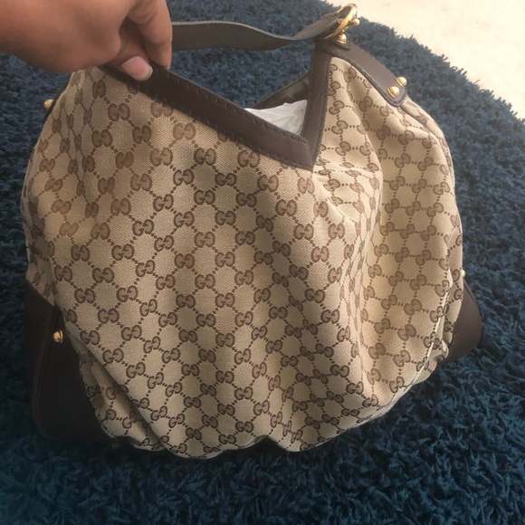 Gucci Handbag - Picture 4 of 4